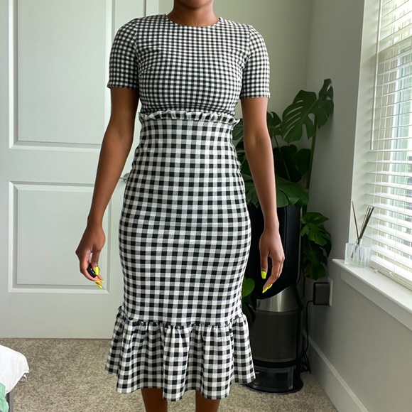 ASOS DESIGN Black White Midi Dress with Peplum Hem Contrast Check Print Size 2 - Picture 5 of 7